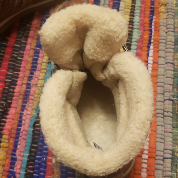 Bearpaw Boots - Picture 3 of 6